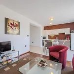 Stunning Apartment In Pula With Wifi *