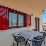 Stunning Apartment In Pula With Wifi Апартаменты Пула